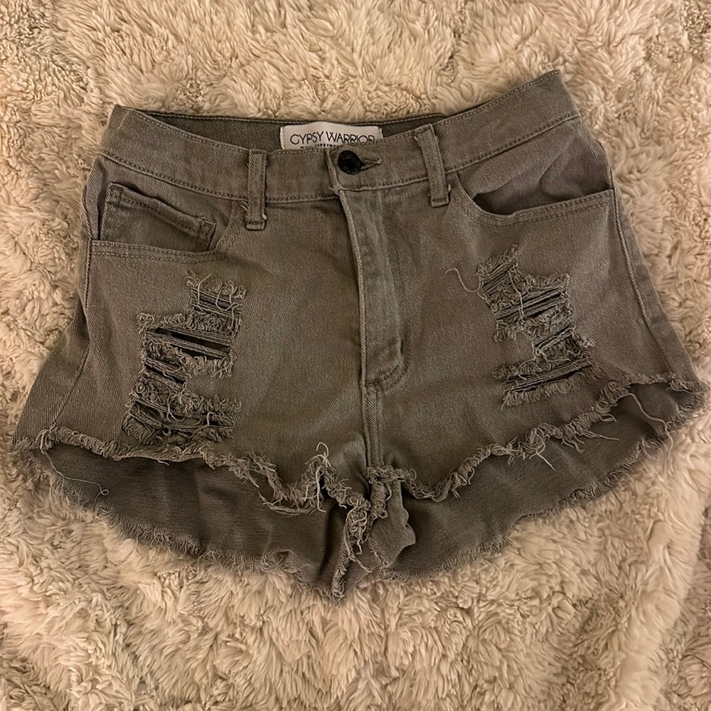 Gypsy Warrior Size Small Grey Shorts